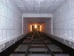 Ceramic fiber lined car tunnel kiln